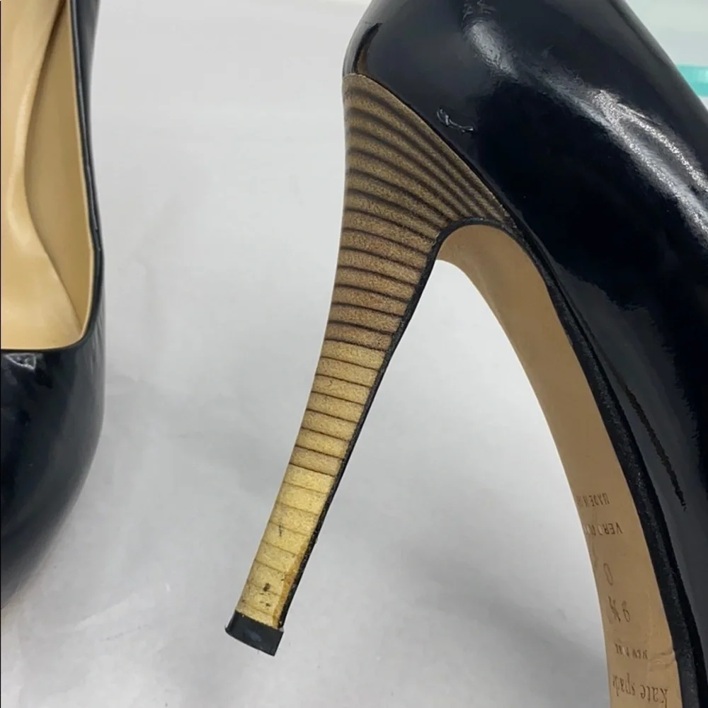 Kate Spade New York Sz 9.5 Patent Black Pumps